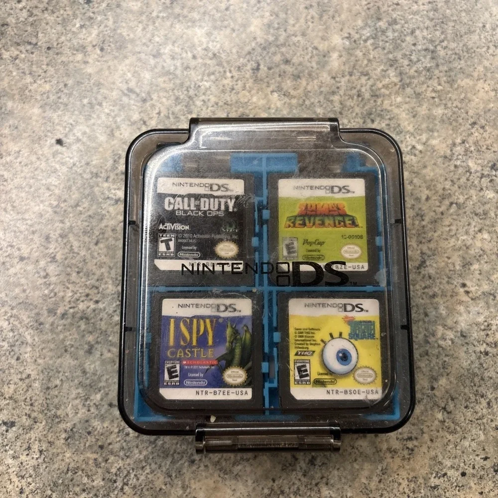 Nintendo DS Lot Of 12 Games + Hard Case Very Good Condition